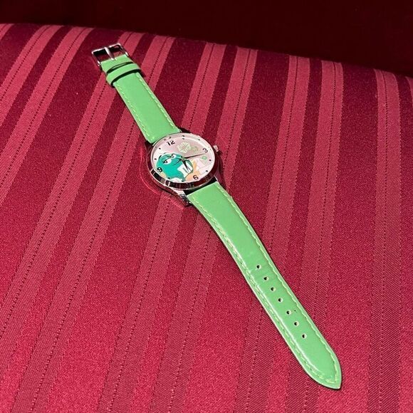 Mars M&M’s 2008 Brand Advertising Green Leather Strap Adjustable Wristwatch - Picture 2 of 4